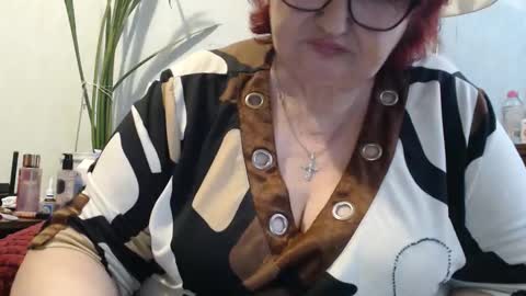 Snapshot of peggysoft chatting on 05/11/26, 03:07 PeggySoft online show from 05/11/26, 03:07