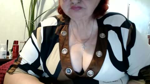 Snapshot of peggysoft chatting on 06/03/26, 05:40 PeggySoft online show from 06/03/26, 05:40