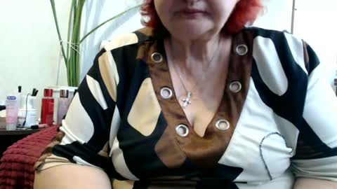 Snapshot of peggysoft chatting on 06/14/26, 06:59 PeggySoft online show from 06/14/26, 06:59