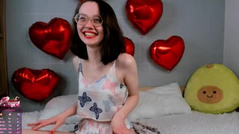 Snapshot of pekadark chatting on 02/17/25, 06:26  HERES ALICE  WELCOME EVERYONE LOVENSE DOMI REACT TO YOUR TIPS LETS MAKE A GREAT SHOW TOGETHER  online show from 02/17/25, 06:26