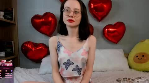 Snapshot of pekadark chatting on 02/17/25, 09:30  HERES ALICE  WELCOME EVERYONE LOVENSE DOMI REACT TO YOUR TIPS LETS MAKE A GREAT SHOW TOGETHER  online show from 02/17/25, 09:30