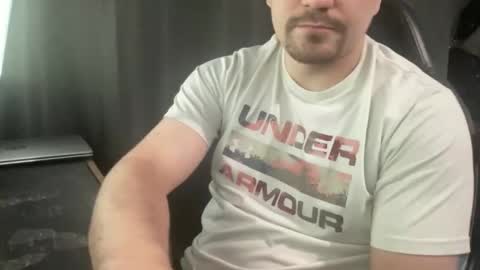 Snapshot of pelao2007 chatting on 02/03/26, 11:48 easy cum online show from 02/03/26, 11:48