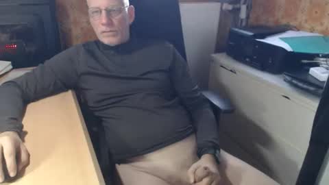 Pemue65 online show from 11/05/25, 07:08