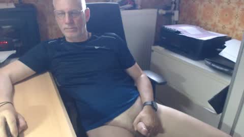 Pemue65 online show from 06/29/26, 06:19