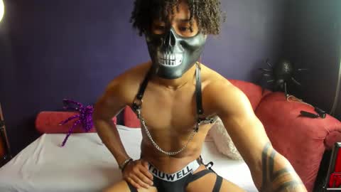 Pendragom online show from 10/19/25, 03:34