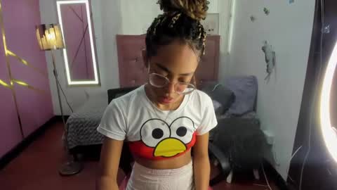 peneelopeecute online show from 12/30/24, 09:40