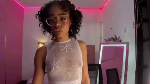 peneelopeecute online show from 02/17/25, 10:03