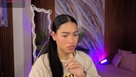 penelope online show from 04/27/26, 03:37