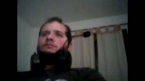 Snapshot of penesaur chatting on 10/19/25, 01:39 Penesaur online show from 10/19/25, 01:39