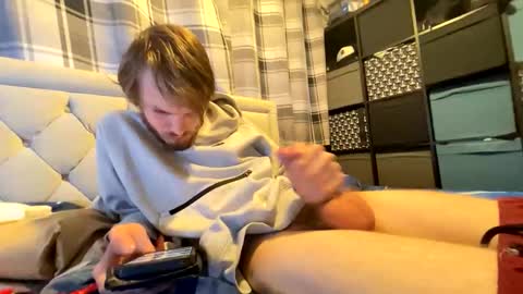 Snapshot of penguin666778 chatting on 10/07/25, 05:21 Penguin online show from 10/07/25, 05:21