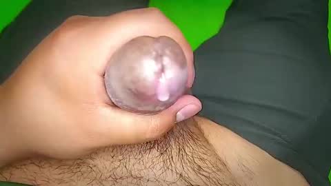 Snapshot of penils_juicy chatting on 12/14/25, 01:00 Penils online show from 12/14/25, 01:00