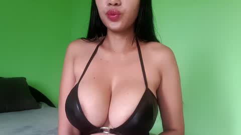 The Queen of deepthroat in this room all your dreams come true xx online show from 12/31/24, 02:40