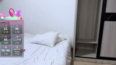 penny_coco online show from 11/21/25, 09:19