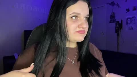 penny_perry online show from 04/08/26, 06:30