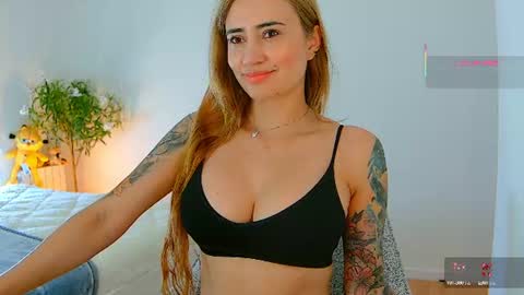 Hi Im Penelope  better vibrations  1111 online show from 06/16/26, 12:19