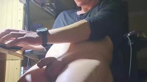 pepepe295 online show from 11/24/25, 01:05