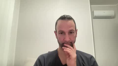 Snapshot of peppinslosqualo chatting on 12/25/24, 07:02 peppinslosqualo online show from 12/25/24, 07:02