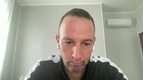 Snapshot of peppinslosqualo chatting on 11/02/25, 11:34 peppinslosqualo online show from 11/02/25, 11:34