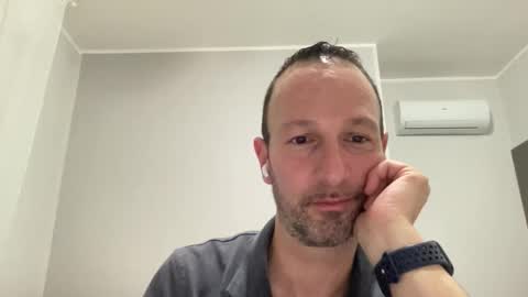 Snapshot of peppinslosqualo chatting on 04/19/26, 10:34 peppinslosqualo online show from 04/19/26, 10:34