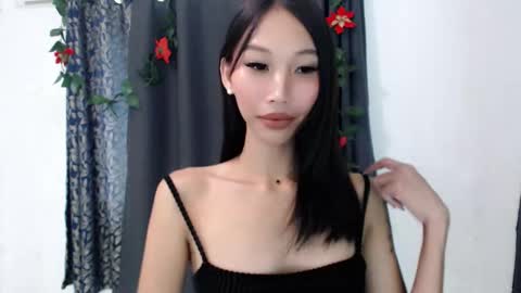 Snapshot of percycum_ chatting on 09/24/25, 05:44 call me percy online show from 09/24/25, 05:44