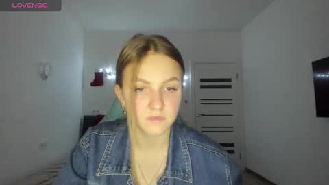 PerditaPravdina online show from 12/10/24, 05:00