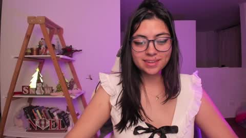 Sarah Ana Banana online show from 01/14/25, 01:04