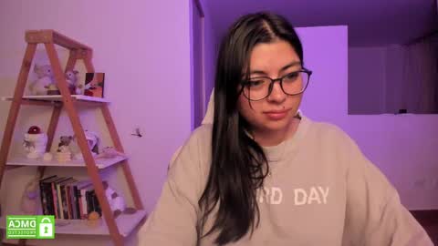 Sarah Ana Banana online show from 02/19/25, 05:05