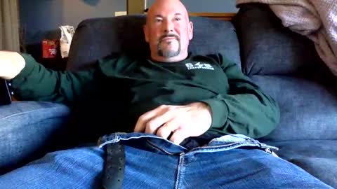 Snapshot of perfectcockdaddy chatting on 01/28/25, 08:36 perfectcockdaddy online show from 01/28/25, 08:36