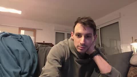 Snapshot of perfectfrench chatting on 02/10/26, 06:56 perfectboyfr online show from 02/10/26, 06:56