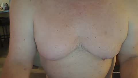 Snapshot of perfecto1957 chatting on 01/17/26, 04:54 perfecto1957 online show from 01/17/26, 04:54