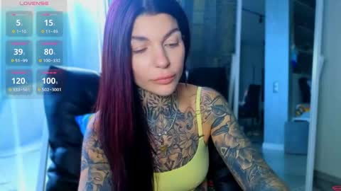 Anna online show from 05/04/26, 10:33