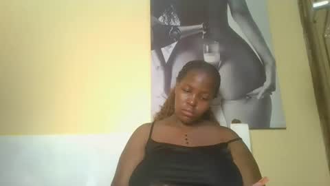 Snapshot of periwinkle20 chatting on 11/17/25, 06:52 Taurus online show from 11/17/25, 06:52