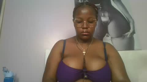 Snapshot of periwinkle20 chatting on 12/16/25, 05:29 Taurus online show from 12/16/25, 05:29