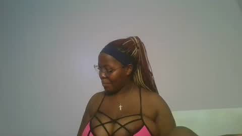 Snapshot of periwinkle20 chatting on 01/10/26, 01:18 Taurus online show from 01/10/26, 01:18