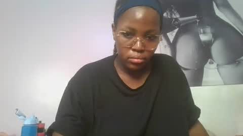 Snapshot of periwinkle20 chatting on 01/19/26, 03:54 Taurus online show from 01/19/26, 03:54