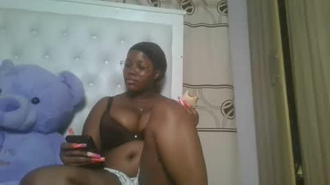 Snapshot of periwinkle20 chatting on 02/13/26, 06:15 Taurus online show from 02/13/26, 06:15