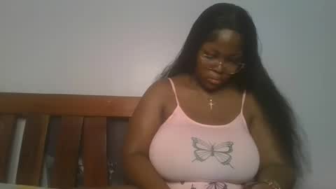 Snapshot of periwinkle20 chatting on 03/15/26, 05:30 Taurus online show from 03/15/26, 05:30