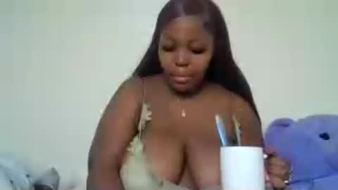 wilia online show from 06/19/26, 05:56