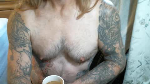 Snapshot of perkymalenipples chatting on 11/01/25, 01:02 perkymalenipples online show from 11/01/25, 01:02