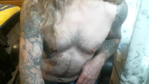 Snapshot of perkymalenipples chatting on 02/08/26, 01:58 perkymalenipples online show from 02/08/26, 01:58