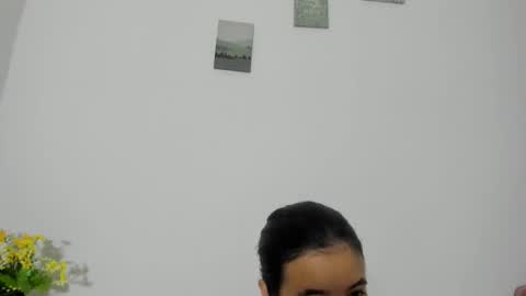 Snapshot of perla_mistc chatting on 02/23/26, 10:12 Perla mistc online show from 02/23/26, 10:12