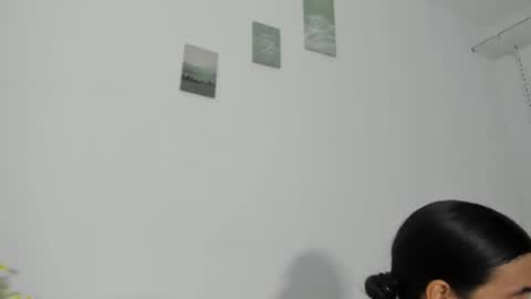 Snapshot of perla_mistc chatting on 03/11/26, 04:35 Perla mistc online show from 03/11/26, 04:35