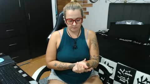 goloza online show from 06/17/26, 03:31