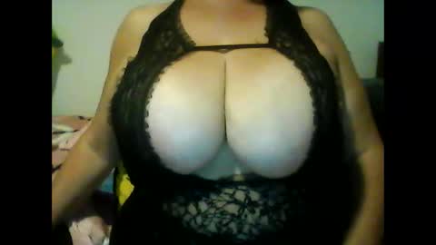Snapshot of perlita070822 chatting on 01/08/25, 04:55 perlita070822 online show from 01/08/25, 04:55