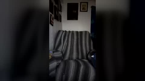 perry1w online show from 07/25/26, 06:11