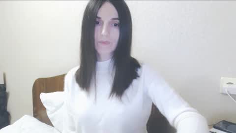 Snapshot of persephonex chatting on 04/17/26, 09:51 persephonex online show from 04/17/26, 09:51