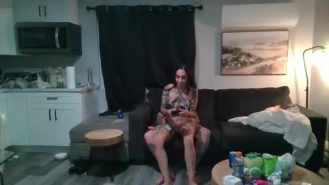 Snapshot of persianbabe1990 chatting on 09/26/25, 09:35 persianbabe1990 online show from 09/26/25, 09:35