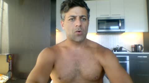 Snapshot of persianprince546 chatting on 06/14/26, 03:36 persianprince546 online show from 06/14/26, 03:36