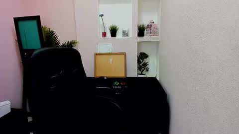 Snapshot of persinaky chatting on 02/09/25, 05:50 horror flying on the wings of the night.... online show from 02/09/25, 05:50
