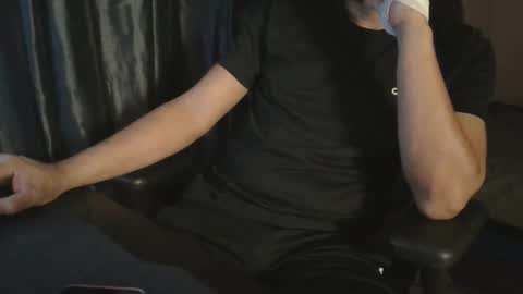 Lalo   x peruvianevil  ig peruvianevil  online show from 10/23/25, 05:07